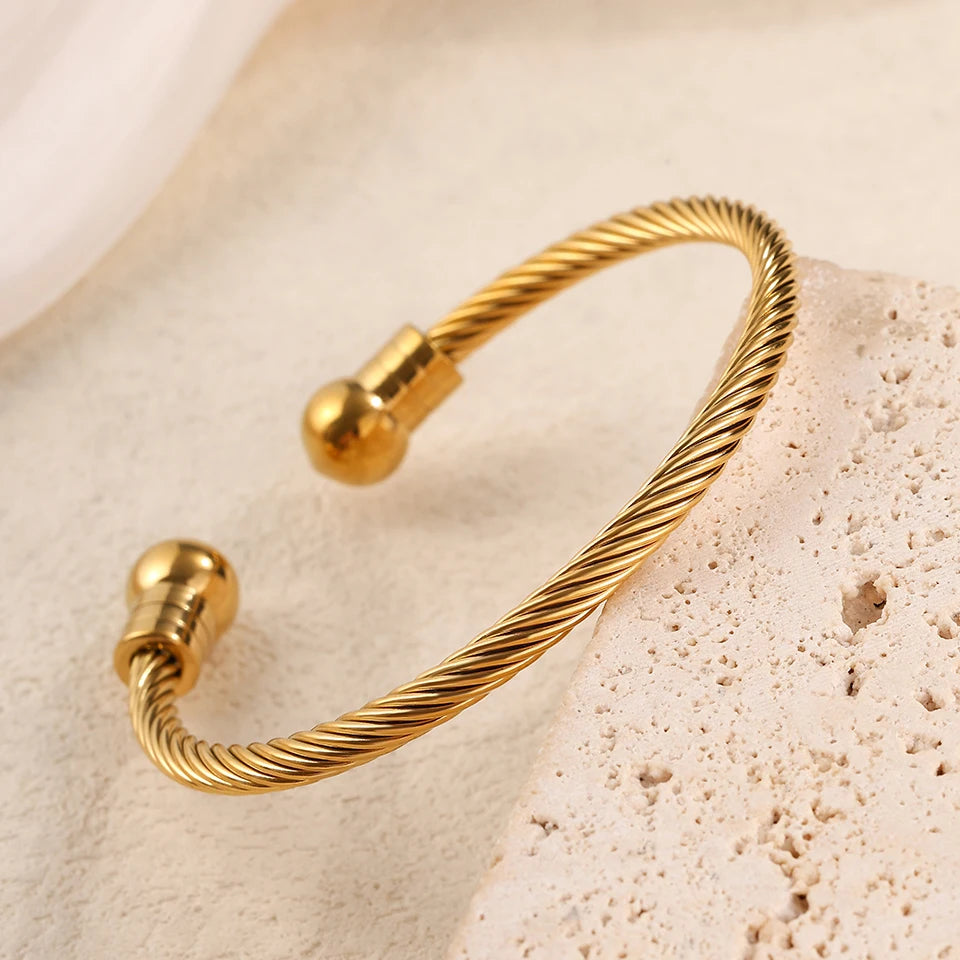 RAKOL 2025 New Retro Romantic Love Stainless Steel Bracelet Set Is