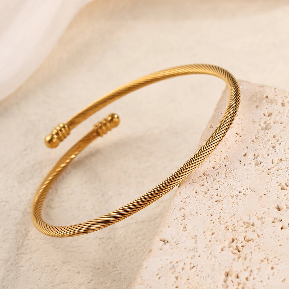 RAKOL 2025 New Retro Romantic Love Stainless Steel Bracelet Set Is