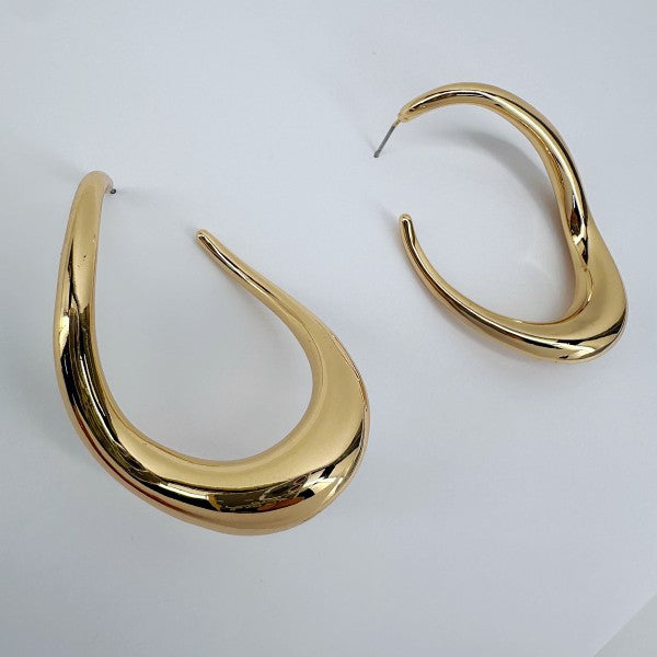 Twisted Oval Hollow Hoop Earrings